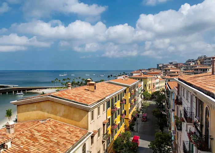 Venice Hotel Phu Quoc - Free Airport Shuttle & Sunset Town Tour